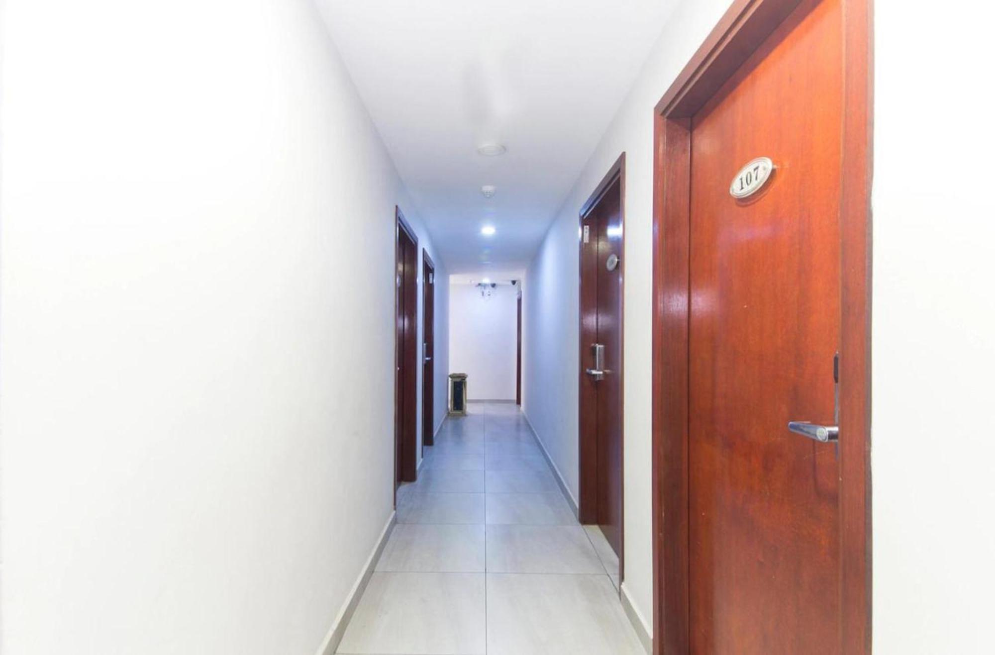 Super Oyo 340 Comfort Hotel Kampong Batu Belah Bagian luar foto