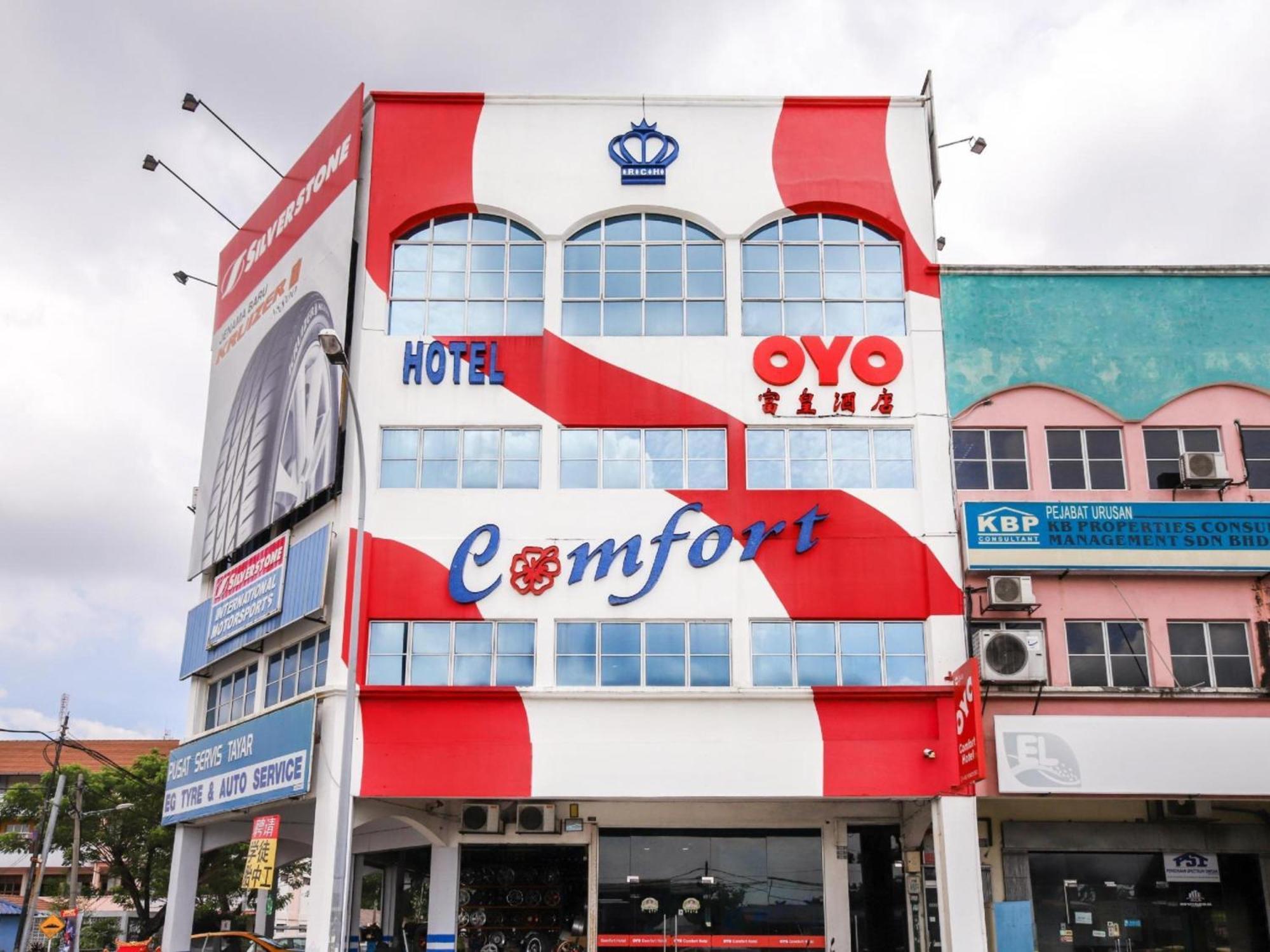 Super Oyo 340 Comfort Hotel Kampong Batu Belah Bagian luar foto