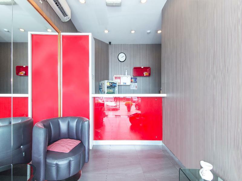 Super Oyo 340 Comfort Hotel Kampong Batu Belah Bagian luar foto
